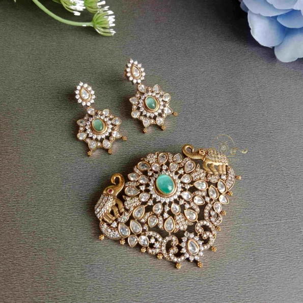 Dual Elephant Victorian Pendant Set