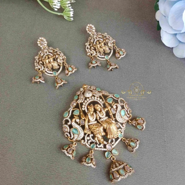 Pretty Krishna Radha Victorian pendant Set