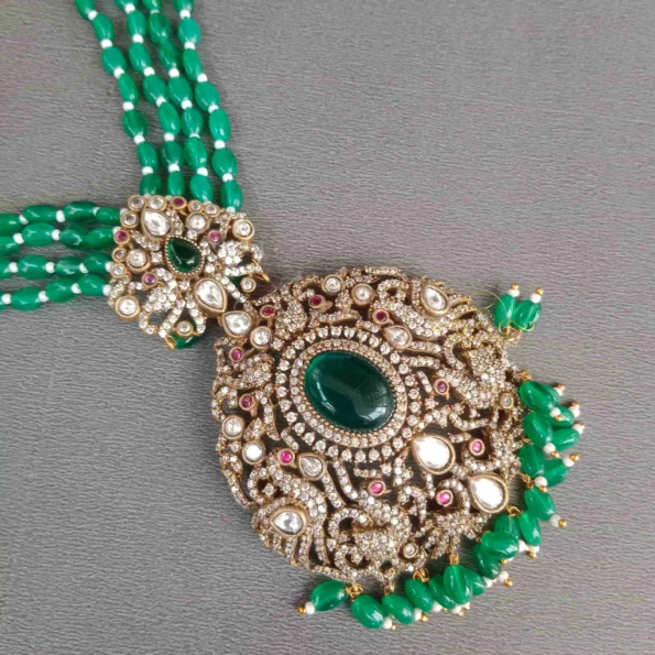 Shimmering Victorian Pendant in 4 Line Emerald Beads