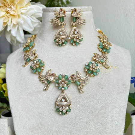 Mesmerising Victorian Neckset with Birds