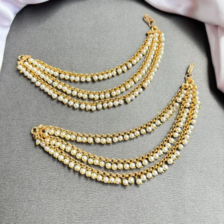 Pretty Three Row Pearl Mattal