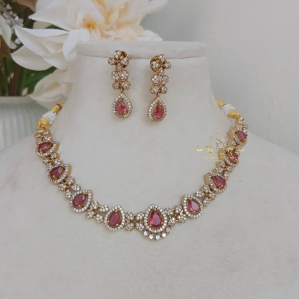 Pretty Butterfly Neckset with Coloured Stone