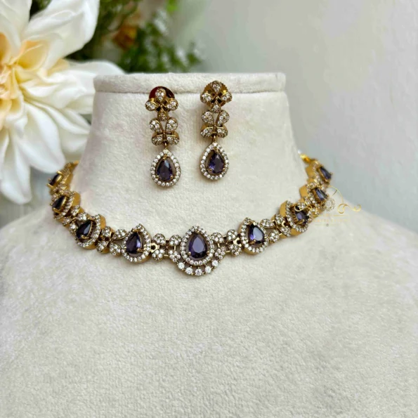 Pretty Butterfly Neckset with Coloured Stone