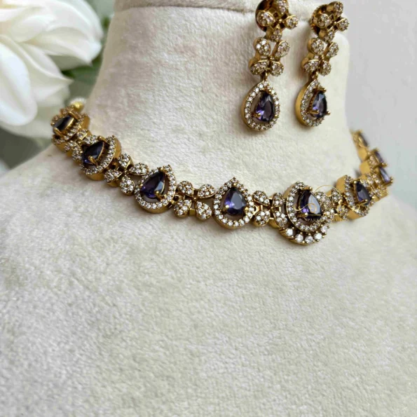 Pretty Butterfly Neckset with Coloured Stone