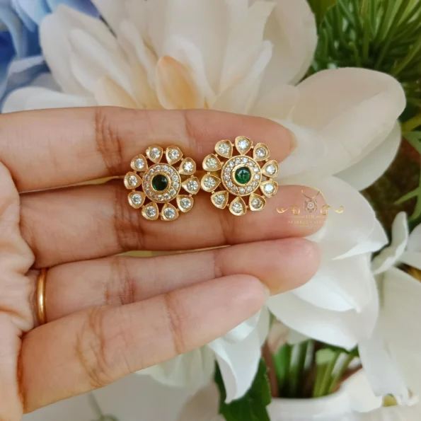 Flower and Oval Neckset