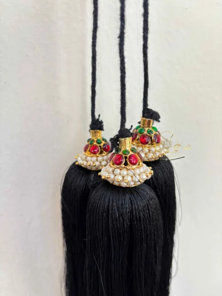 Pearl Jhumka Jada Kuchu