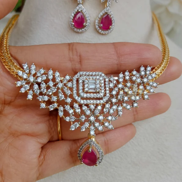 Shimmering AD Ruby Neckset