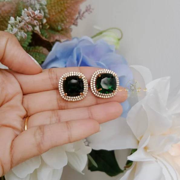 Pretty Emerald and AD Victorian neckset