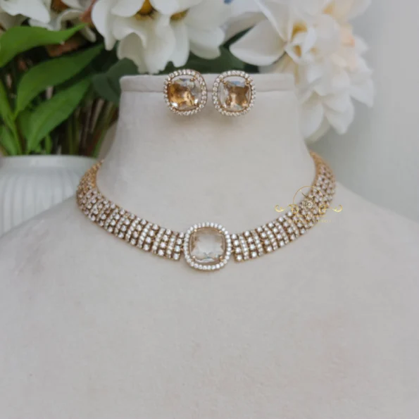 Mesmerising White Stone Victorian Set