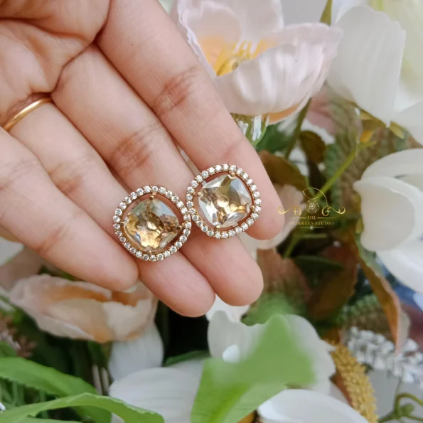 Mesmerising White Stone Victorian Set