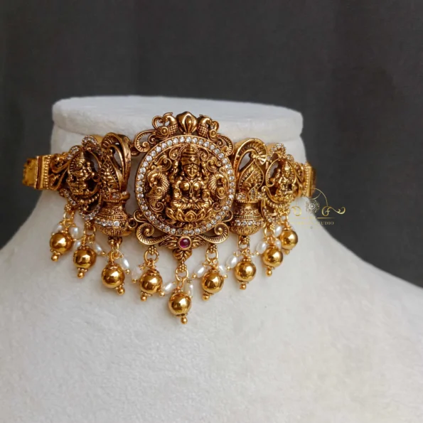 Intricately Designed Choker/Bajuband