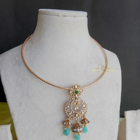 Pretty Victorian Chandbali Pendant in Hasli