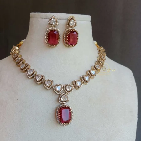 Sparkling Massonite Solitaire Victorian Necklace