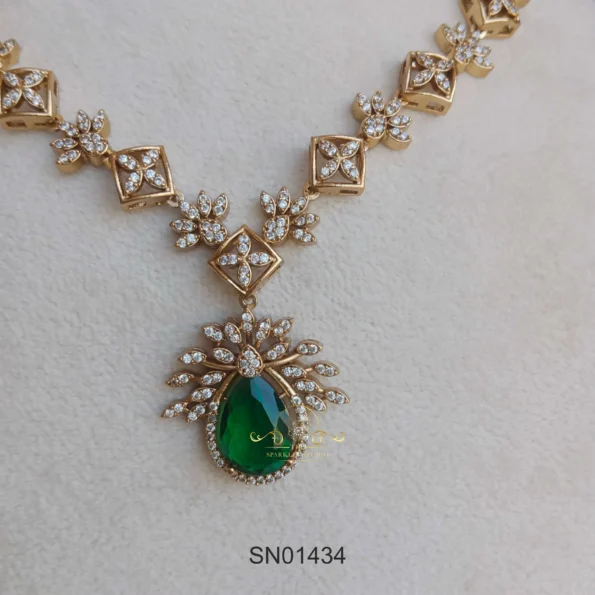 Cute Ad Set with Emerals Drop