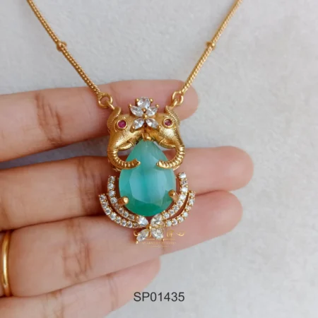Cute Dual Elephant Chain Pendant Set