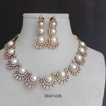 Ethnic Pearl and Diamond Neckset