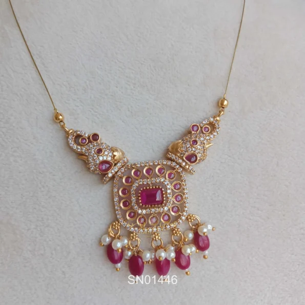 Pretty Victorian Dual Elephant in Invisible Chain