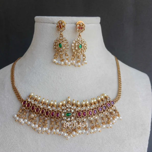Beautiful Kemp Guttapusalu Choker