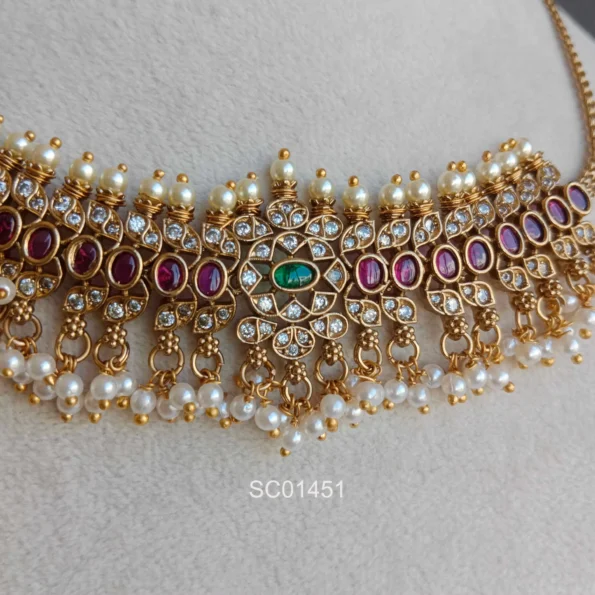 Beautiful Kemp Guttapusalu Choker
