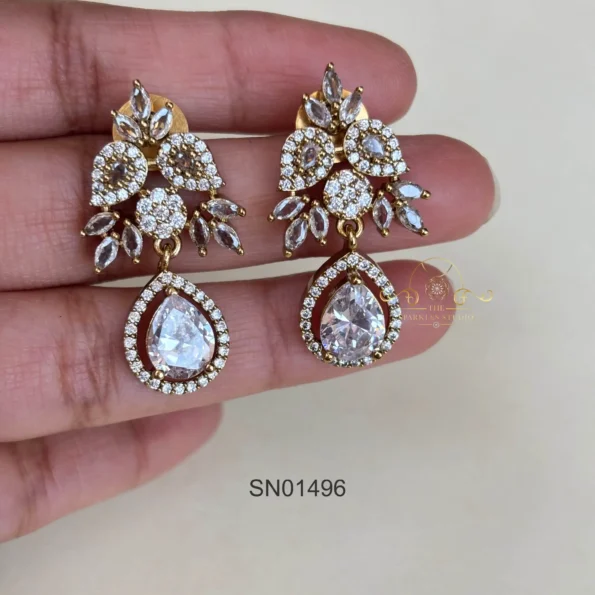 Shimmering AD Hasli Neckset