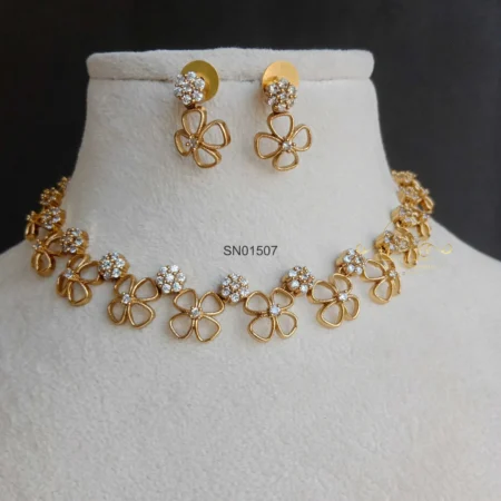 Gold Flower With AD Neckset