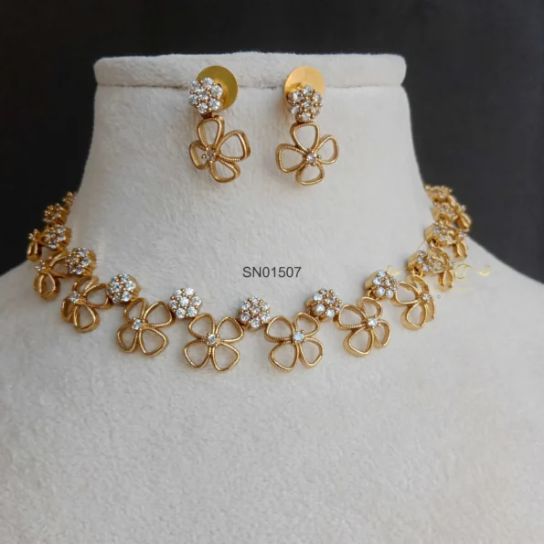 Gold Flower With AD Neckset