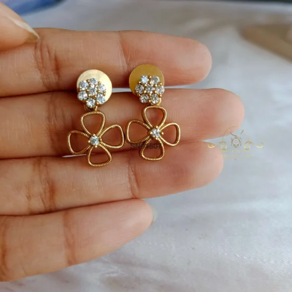 Gold Flower With AD Neckset