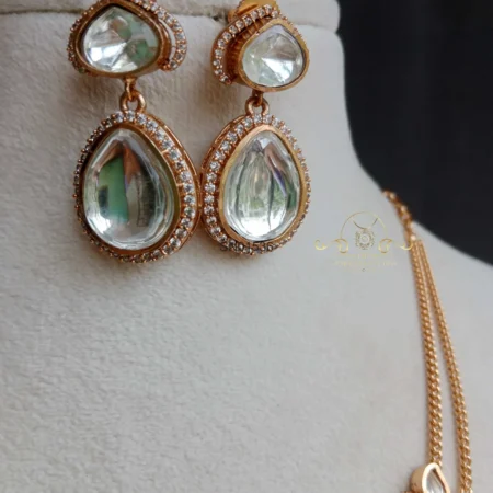 Shiny Two Layer Victorian Massonite Chain Set