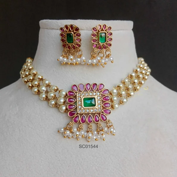 Pearl Choker with Ruby Pendant