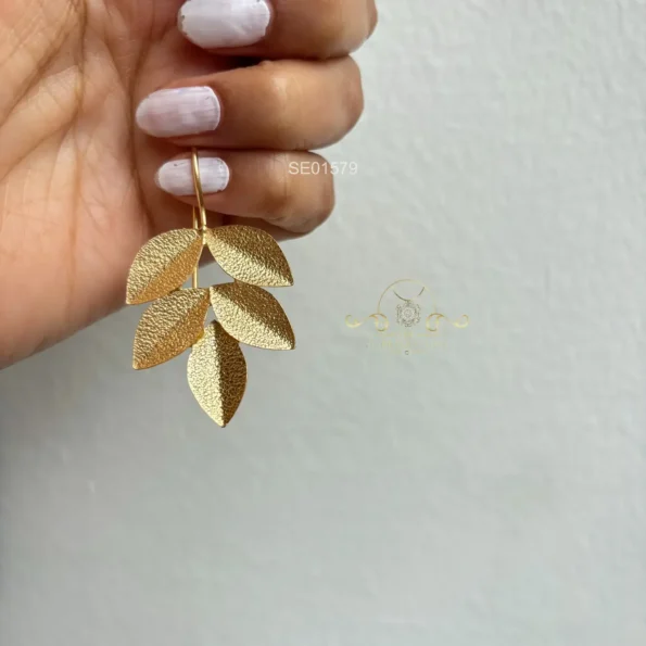 Stylish Hoop Leaf Earrings