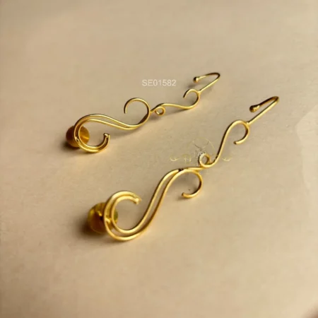 S Pattern Ear Cuff Earrings
