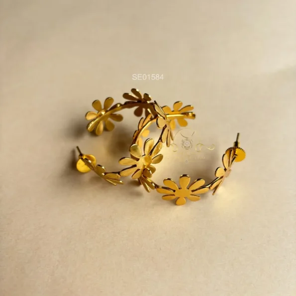 Gold Flower Ring Earrings