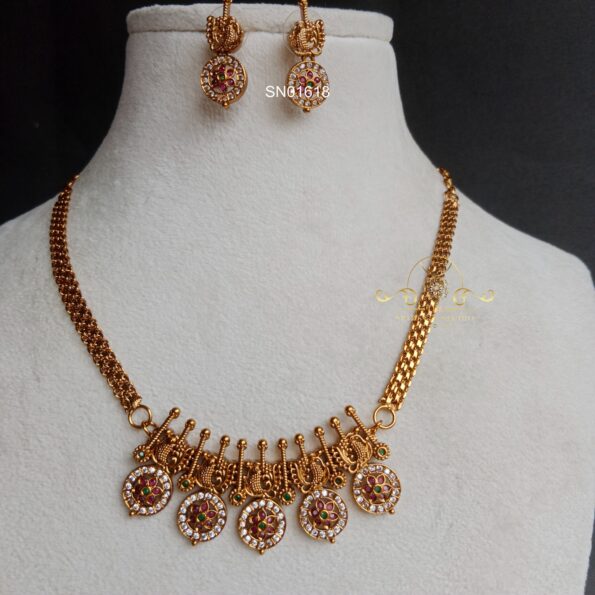 Cute Antique Kemp Set
