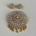 Shimmering AD Flower Pendant Set