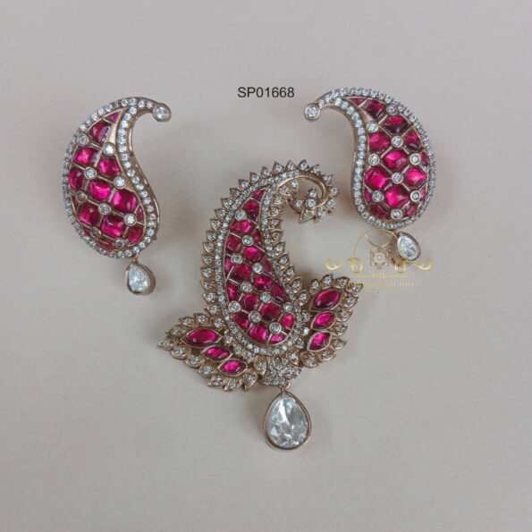 Mango Jadau Victorian Pendant