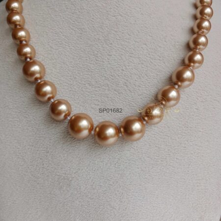 Classy Pearl String