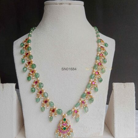 Jadau Necklace in Aventurine Beads