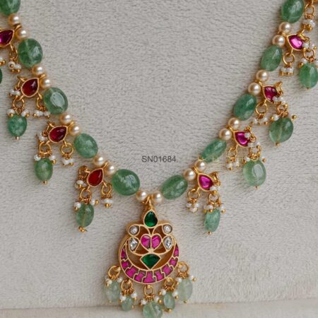 Jadau Necklace in Aventurine Beads