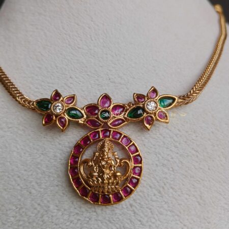 Godess Lakshmi Kemp Pendant Necklace