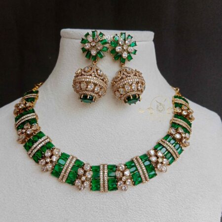 Royal Emerald Victorian Necklace