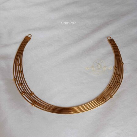 Plain Hasli Necklace