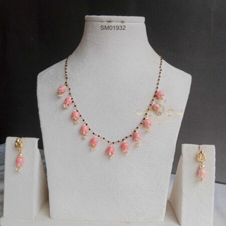 Tulip Black Bead Set