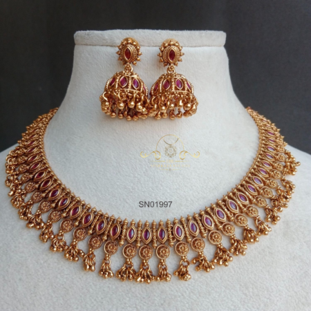 Oval Ruby Antique Neckset