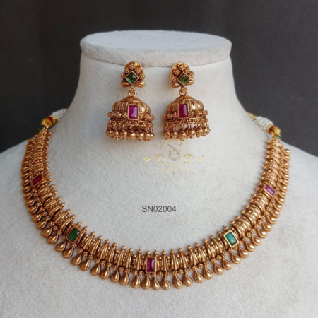 Trendy Antique Necklace