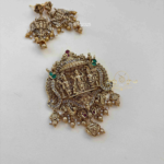 Ram Parivar Pendant Set