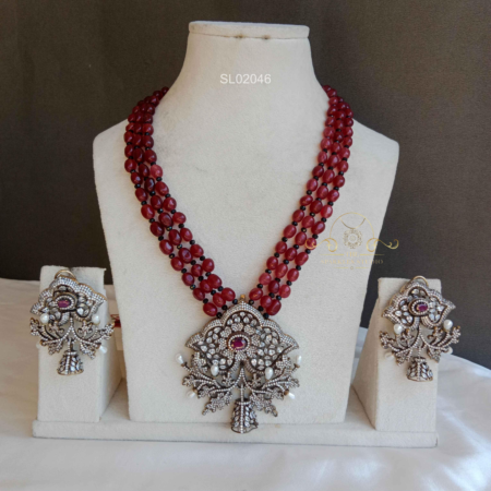 Ruby Victorian Haram