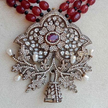 Ruby Victorian Haram