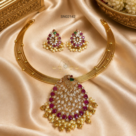 AD Peacock Pendant Hasli Necklace