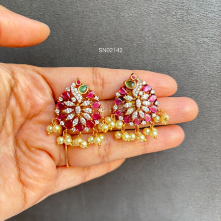 Home 71 AD Peacock Pendant Hasli Necklace