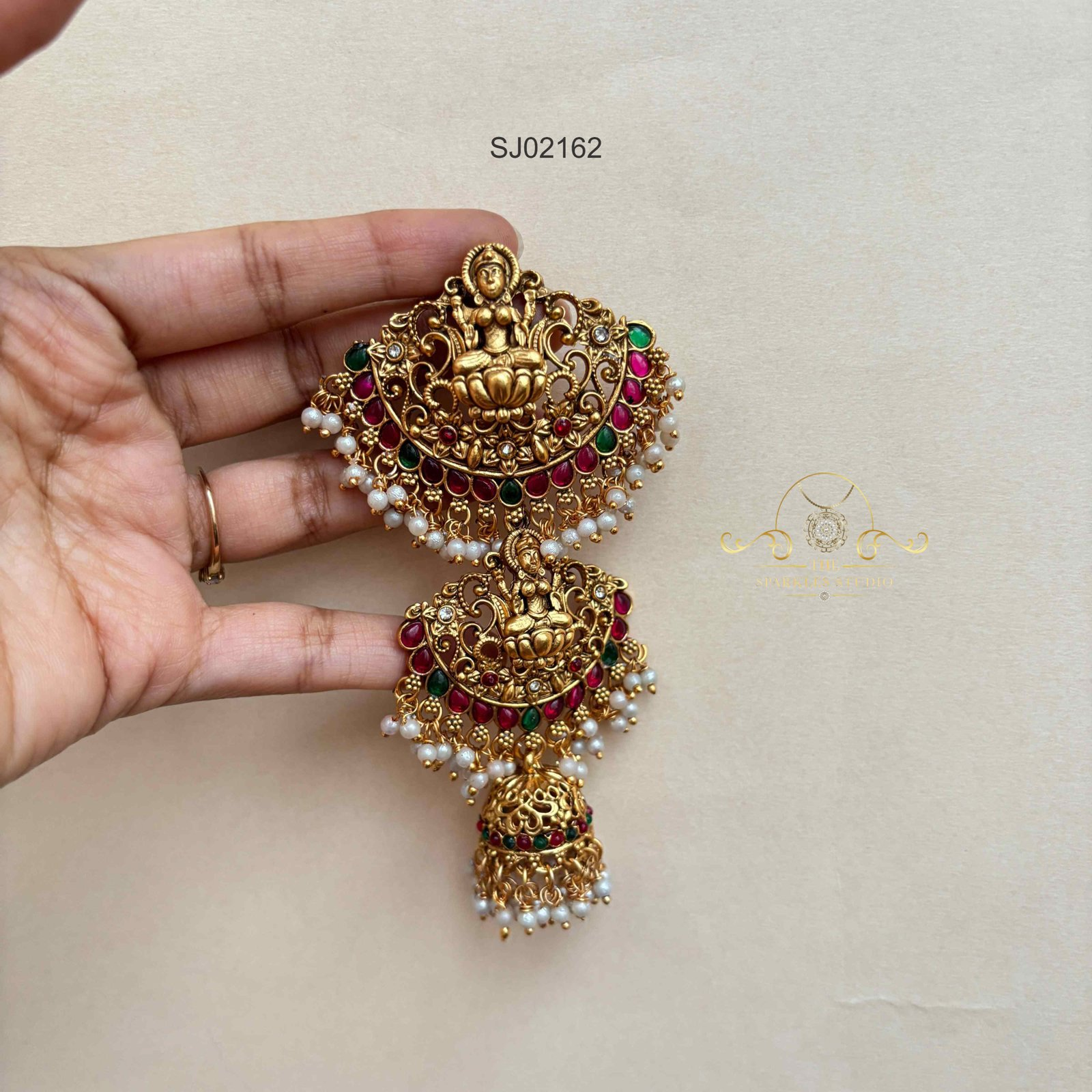 2162_3.webp Goddess Lakshmi Kemp and Pearl Drop Hair Accessory